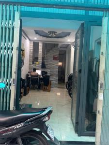 HXH, Hiệp BÌnh Chánh, Thủ Đức, 2 tầng, 35m2, giá giảm mạnh 2,2 tỷ